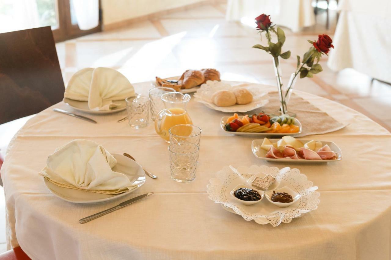 Su Soi Guest House Cabras Ngoại thất bức ảnh